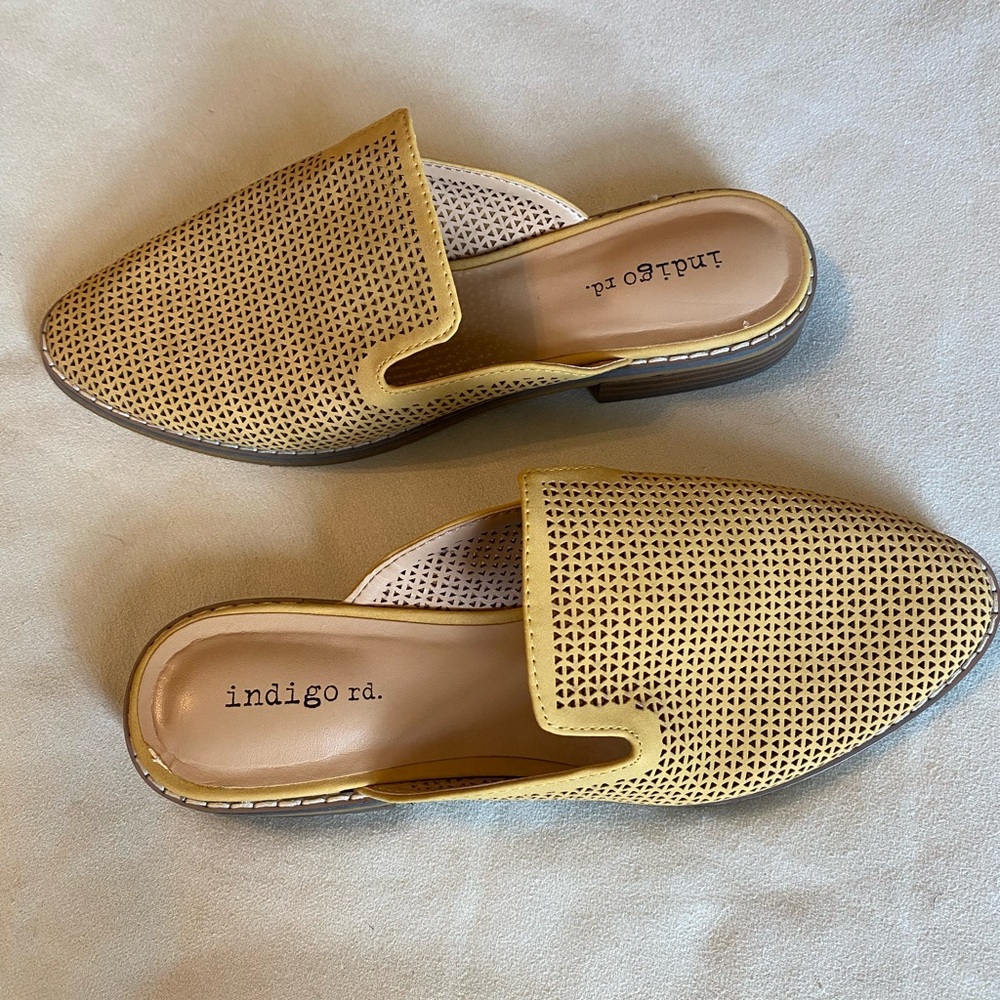 Indigo Women's Yellow Perforated Mules